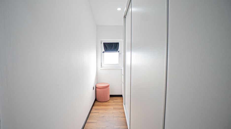 Lumina – Casa P+1E de vânzare, mobilată/echipata, cu piscină si garaj. - Poză 19