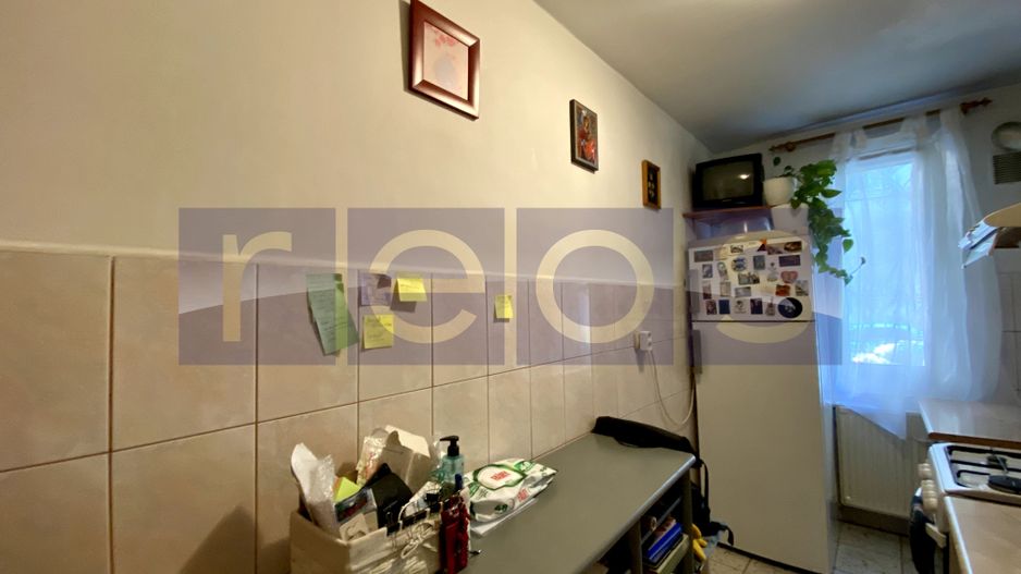 DE VANZARE GARSONIERA DECOMANDATA SPATIOASA PARTER | 35 MP | RAHOVA - Poză 6