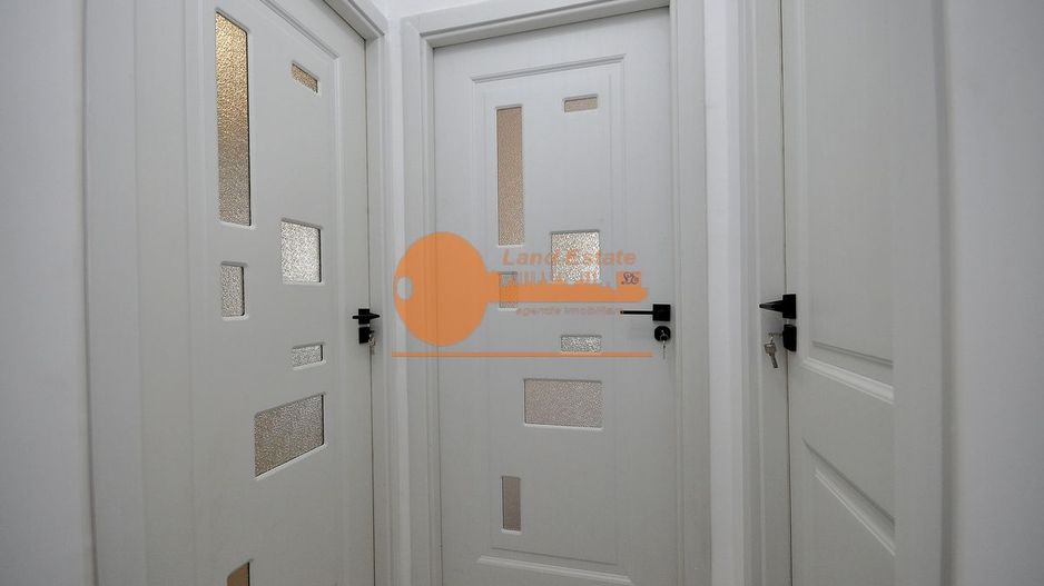 Apartament cu 3 camere in zona Pacii-Apusului - Poză 15