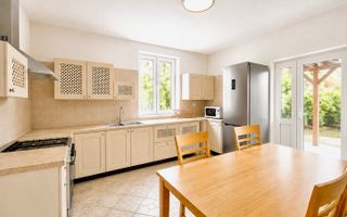 Apartament 4 camere, 132 mp, parter inalt, Piata Catedralei - Poză 1