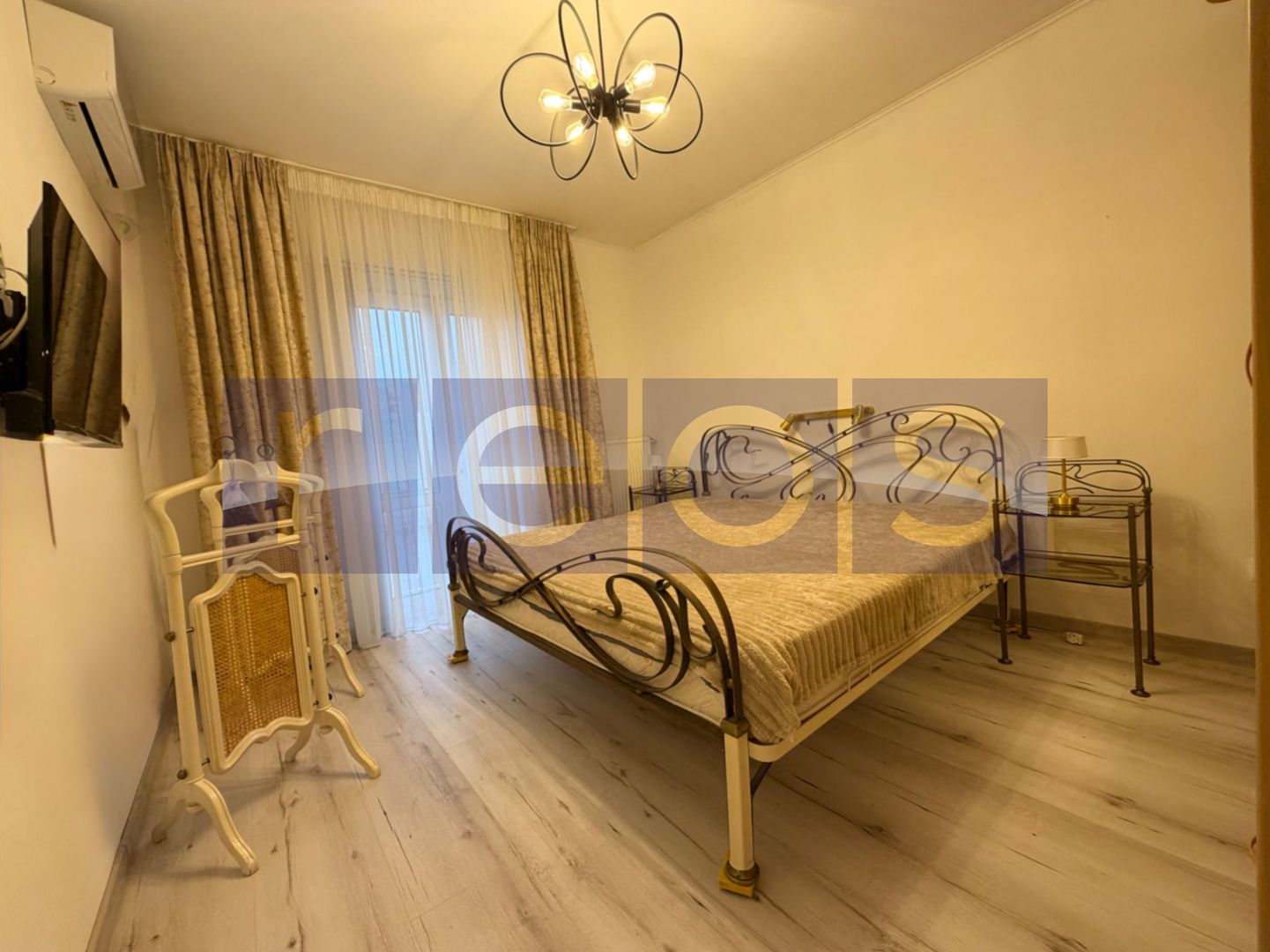 INCHIRIERE 2 CAMERE | DECOMANDAT | ETAJ 4/6 | RENOVAT | PIATA AMZEI - Poză 3