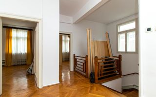 Inchiriere - Rezidenta/Birouri - Vila cu curte - Aviatorilor - Poză 15