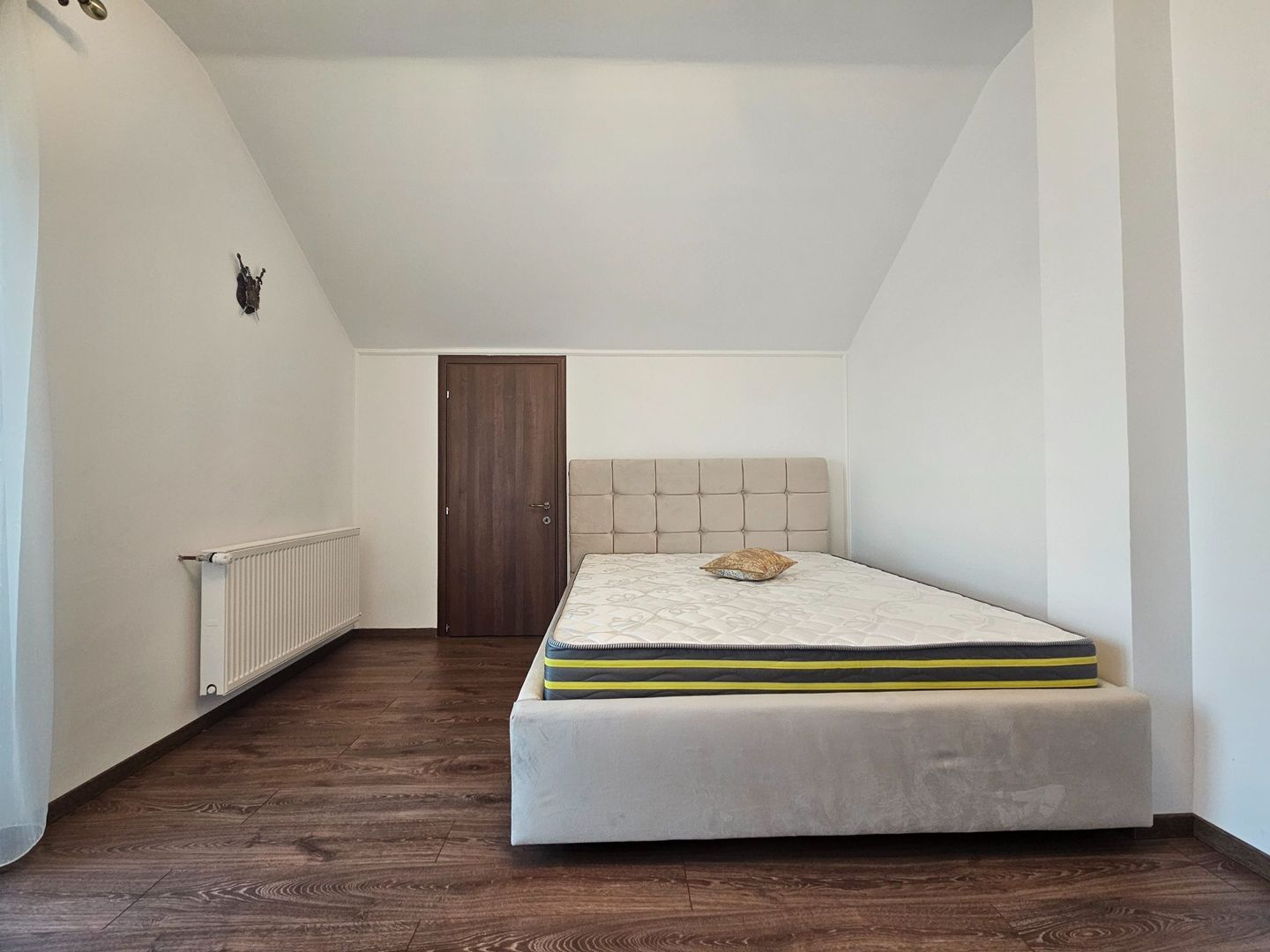 Casa de inchiriat cu  curte 500 metri Baneasa Aviatiei recent renovata - Poză 8