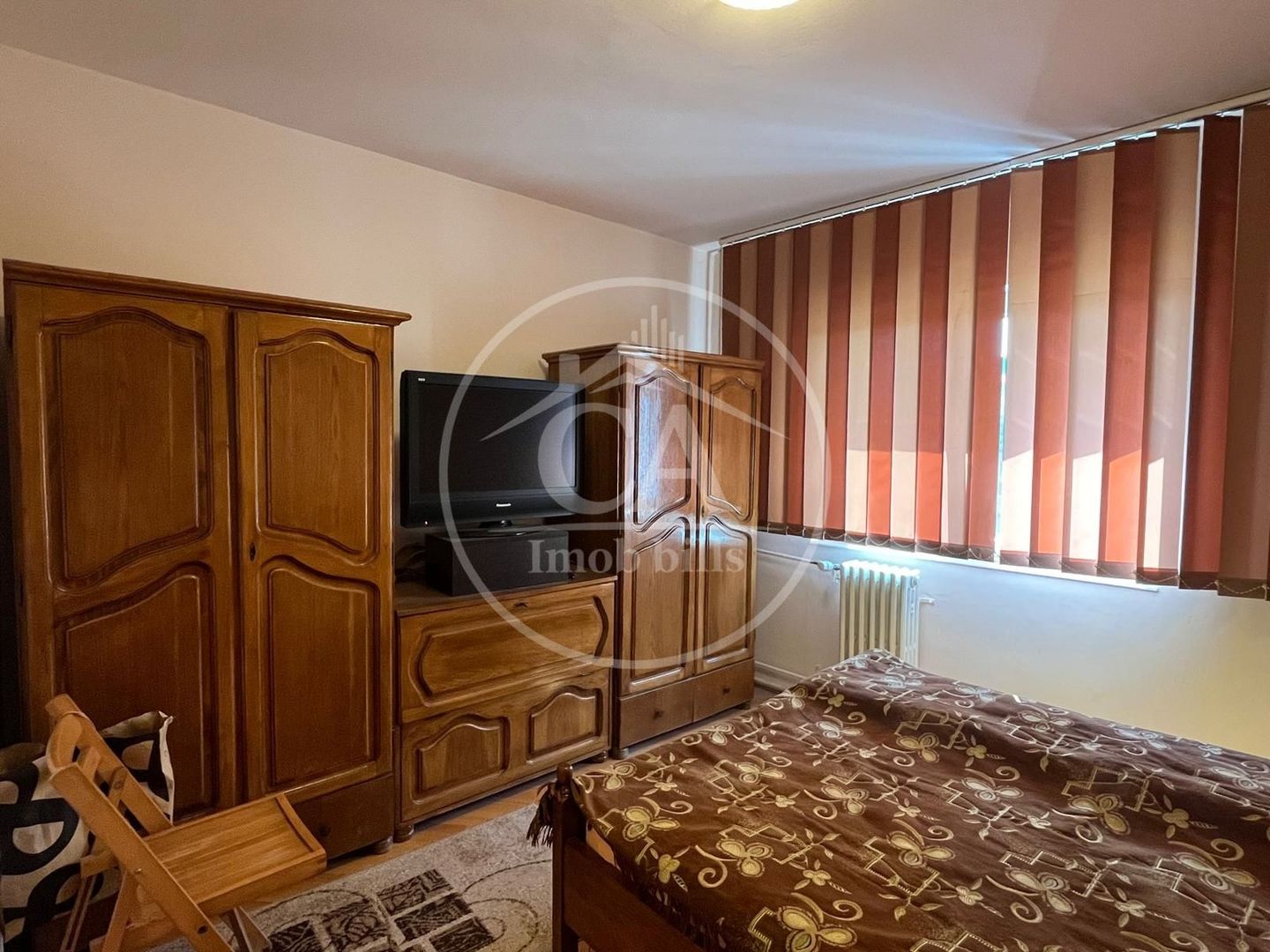 Apartament cu 3 camere de vânzare în zona Rogerius, Oradea - Poză 3