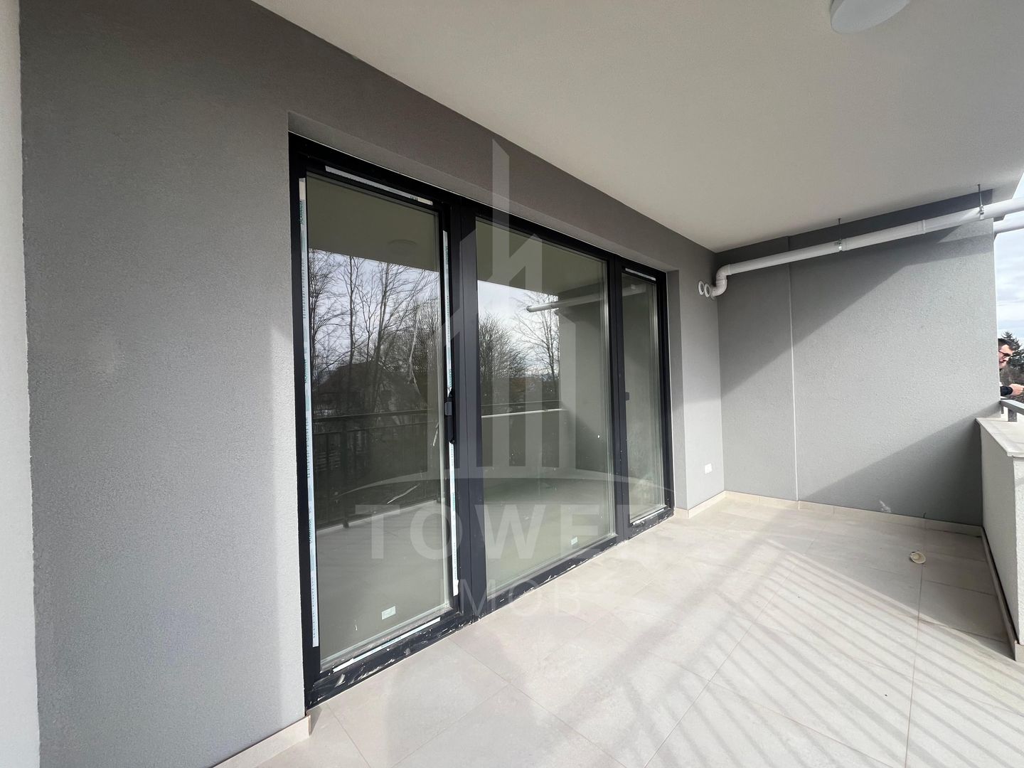 Apartament cu trei camere in Turnisor - Poză 5