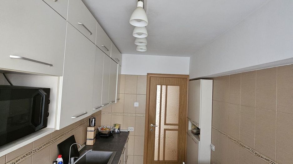 4 camere | 1 Mai | Turda | Mihalache | bloc 1981 - Poză 5