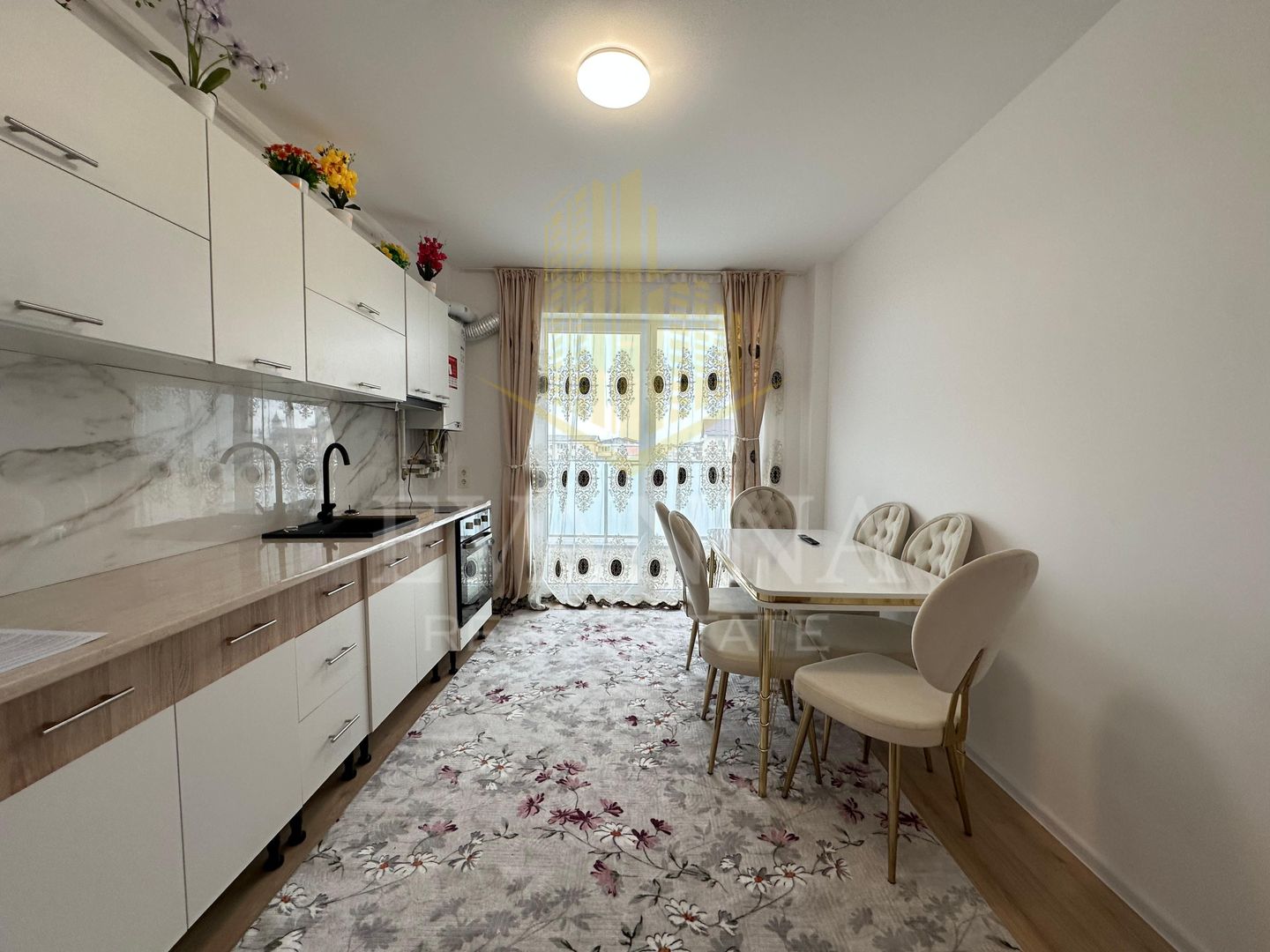 Apartament 2 camere de vânzare | Regele Ferdinand I | loc de parcare - Poză 1