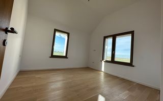 Casa cu 5 camere - Dumbravita - Poză 17