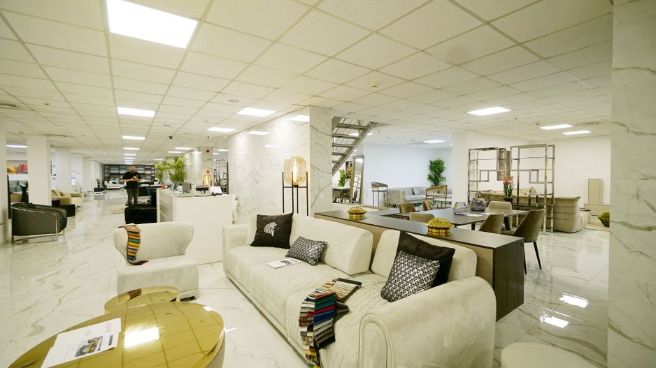 Spatiu comercial 2000 mp,Valea Cascadelor - Poză 6