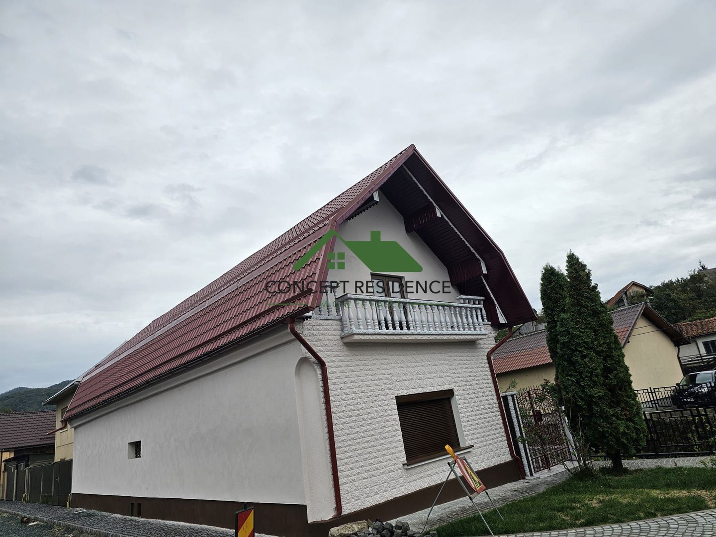 Casă P+M renovată 2023, 190 mp utili – Baia Sprie, zona Primăriei - Poză 2
