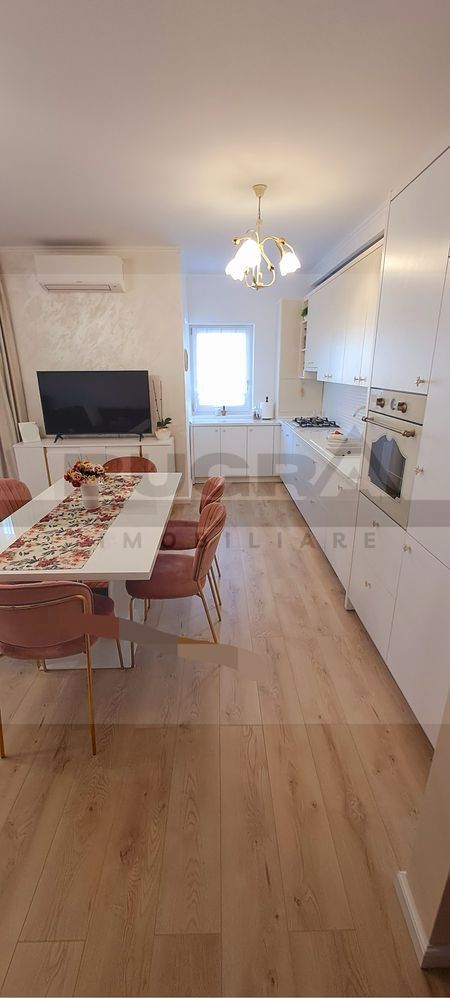 Apartament de 3 camere, lux, 68mp, parcare, zona Vivo - Poză 3