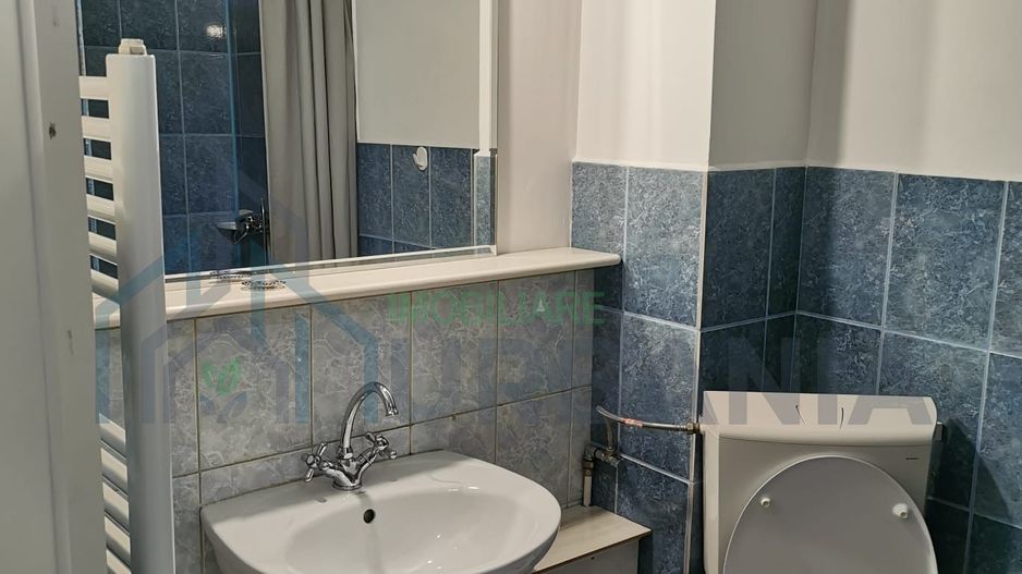 Apartament cu o cameră în zona TgCucu, la casă, parter, intrare separată - Poză 7