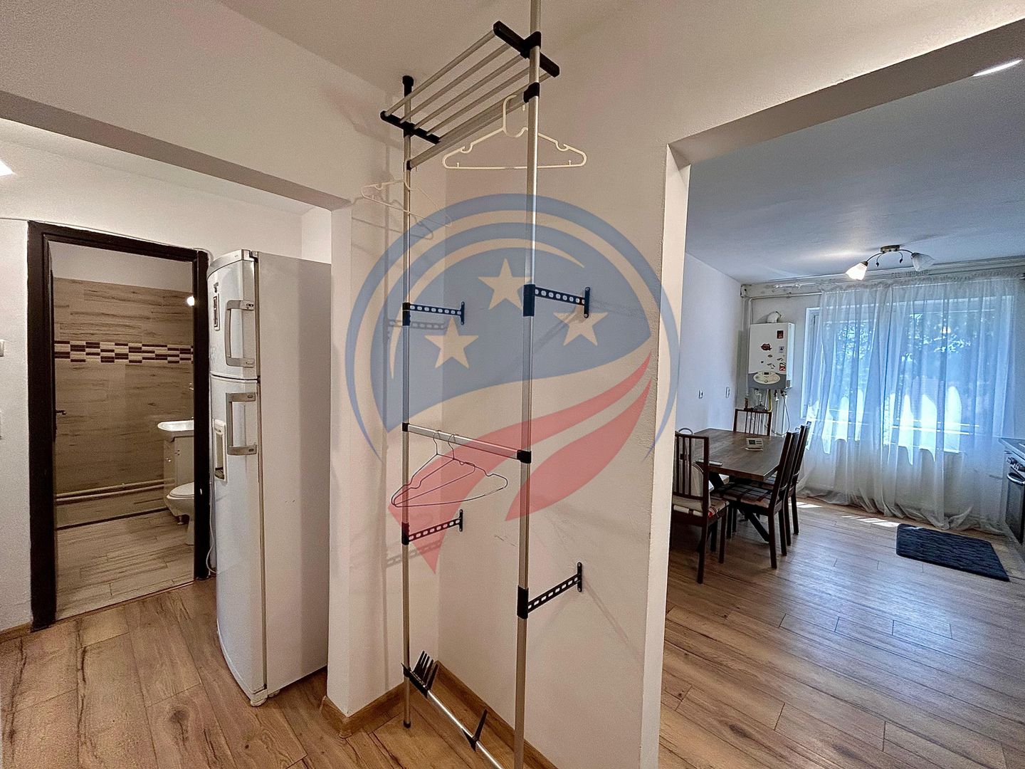 Apartament cu 3 camere dcomandat de inchiriat Petre Ispirescu - Poză 10
