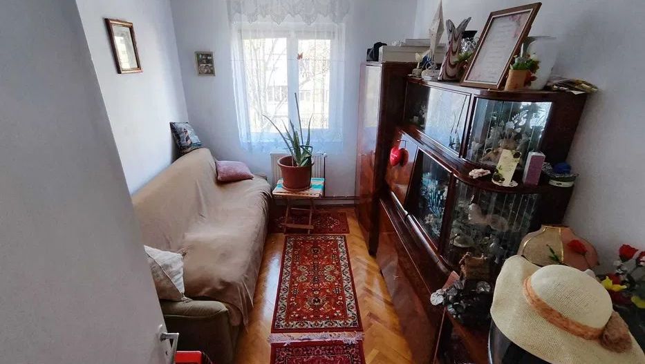 Apartament 4 camere-zona Dacia - Poză 2