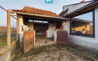 Casă generoasă în Periam județ Timiș - Poză 15