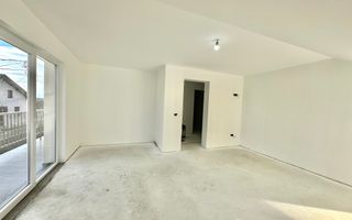 Casă individuală de vanzare  cu garaj și curte proprie – Hălchiu - Poză 16