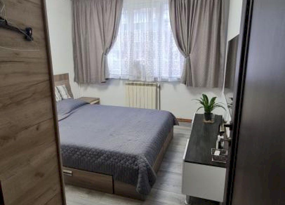 Vanzare Apartament 4 camere, Izvorul Muresului, Brancoveanu. - Poză 3