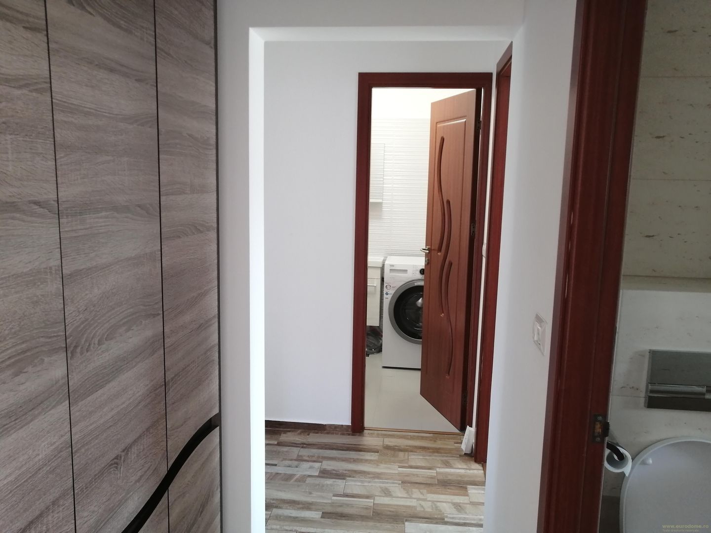 Închiriere apartament 3 camere – confort 1, decomandat. - Poză 10
