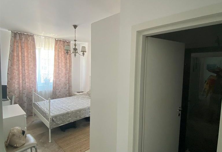 Vânzare apartament de 3 camere decomandat in Chiajna cu parcare - Poză 8