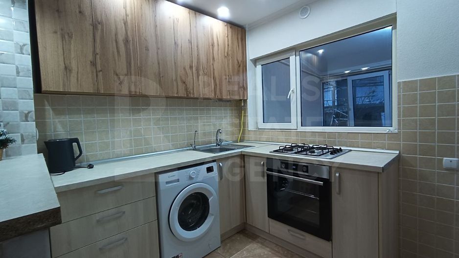 Chirie, apartament, 2 camere, strada Grigore Ureche, Centru - Poză 1