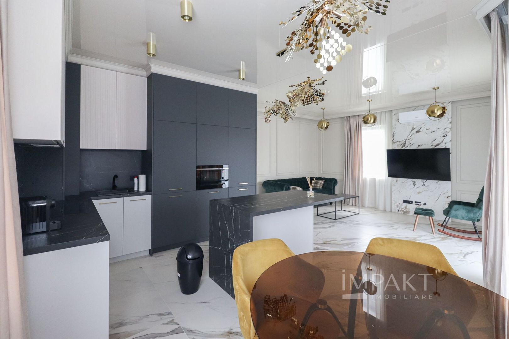 Oportunitate investitie! Vanzare casa cu 3 apartamente in Europa! - Poză 7