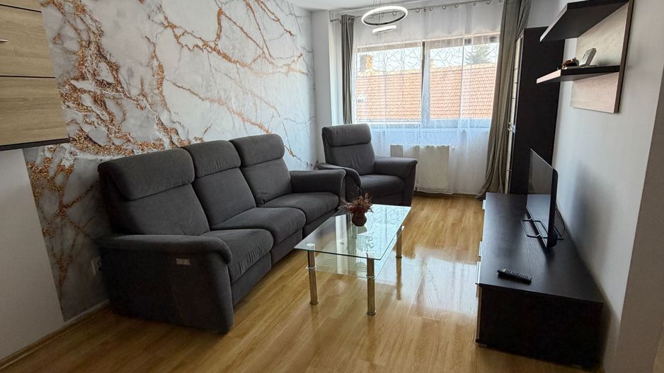 Apartament 3 camere cu parcare - Zona CENTRALA - Str Closca - Poză 2
