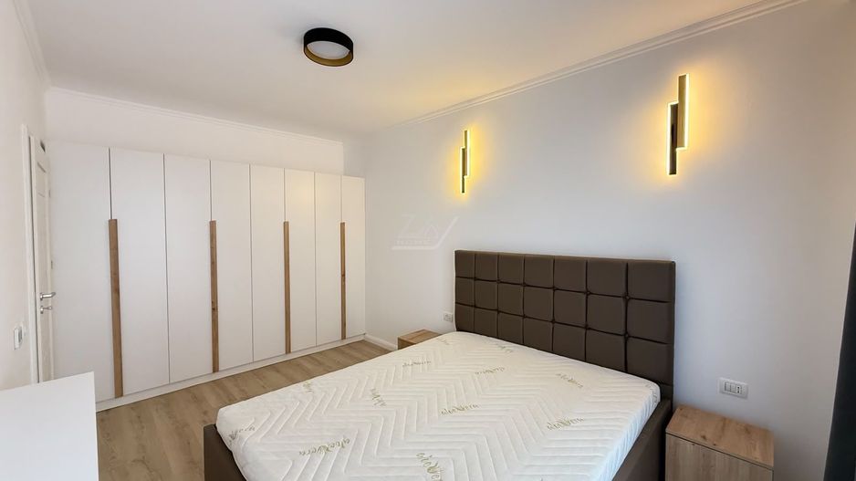 Comision 0! Mobilat si utilat complet. Bloc tip vila cu 6 apartamente si piscina - Poză 11