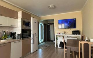 Apartament de vanzare cu 3 camere,parcare inclusă , zona Baciu - Poză 2