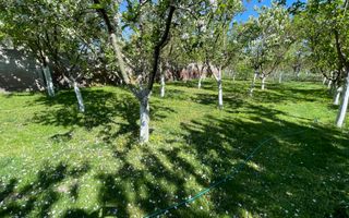 Casa cu teren frumos si garaj zona Mehala - Poză 23