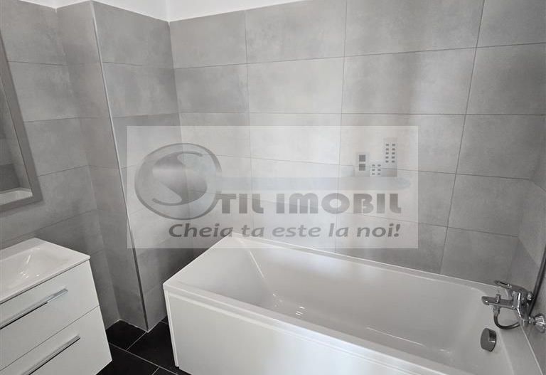 INTABULAT! Apartament cu o camera decomandat Central 44mp 84.000 euro - Poză 5