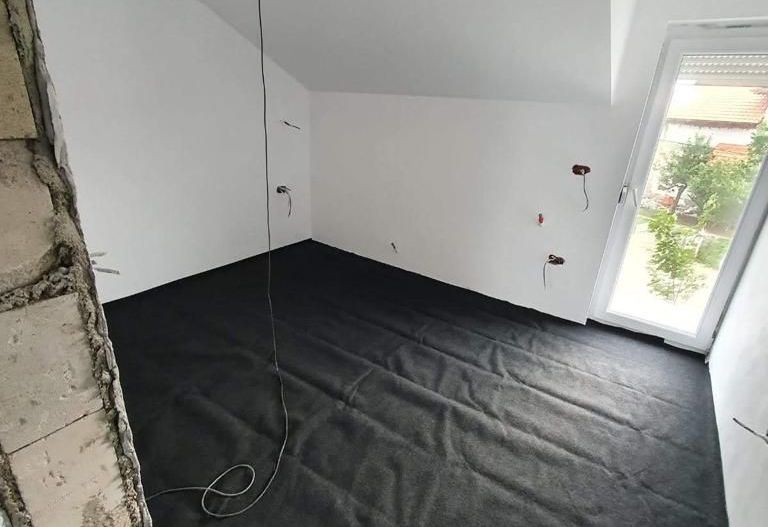 Vila  Giarmata-180000 euro - Poză 7