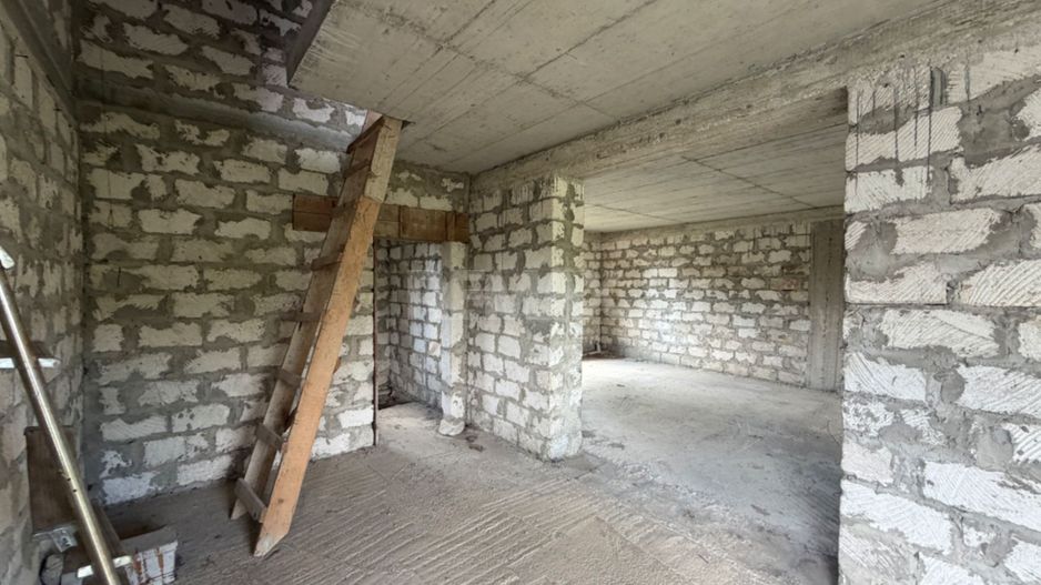 Casa in centrul or.Ialoveni - Poză 4
