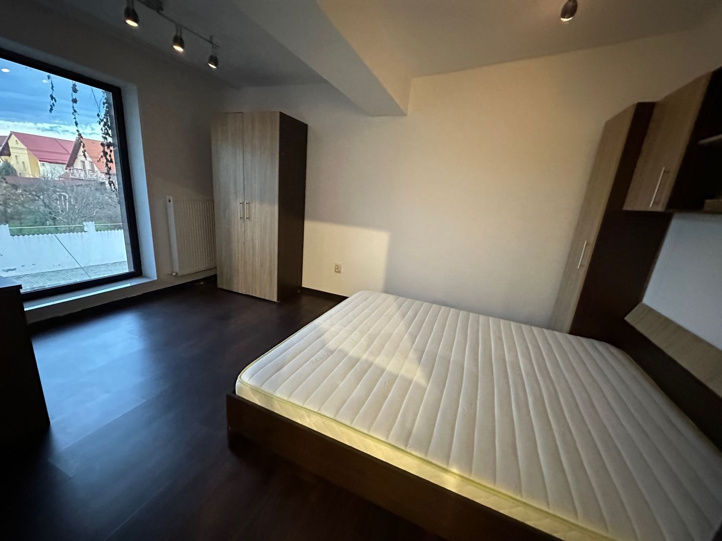 Duplex zona Lunei - Câmpului - Poză 9