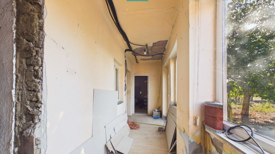 Casă cu teren 983 mp, front stradal 30 m, Cicir - Poză 8