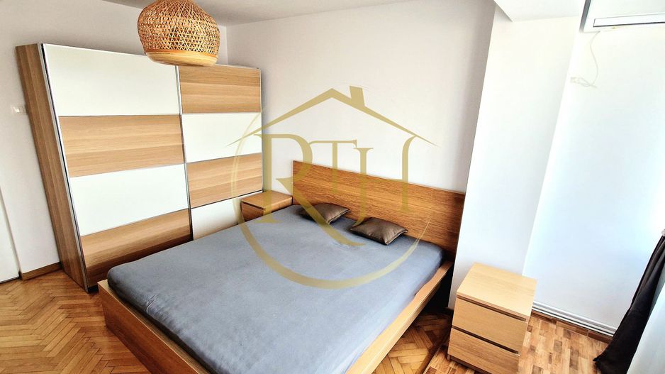 Inchiriez apartament modern cu 2 camere –zona Circumvalatiunii-Complex Favorit - Poză 6