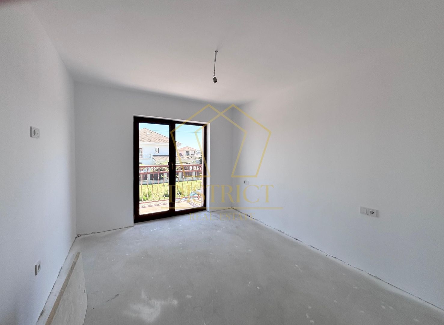 COM 0% Casa moderna cu 4 camere si garaj | Dumbravita - Poză 9