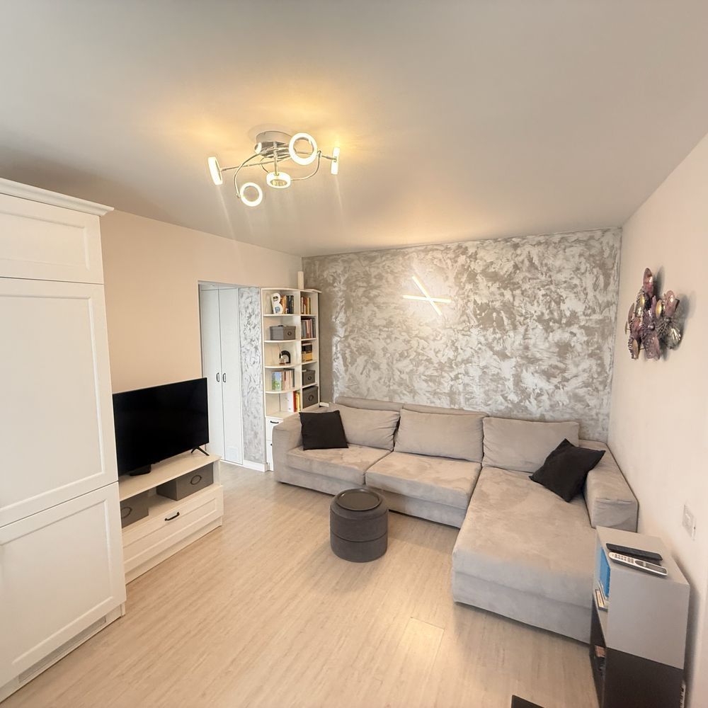 APARTAMENT RENOVAT COMPLET MOBILAT SI UTILAT  ZONA DOROBANTI - Poză 1