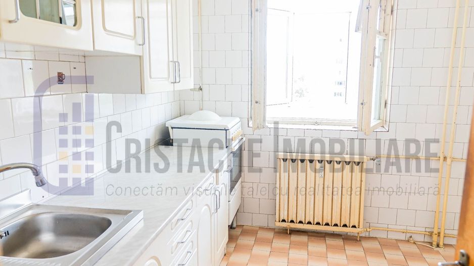 Fără comision! Apartament decomandat, 3 camere, an 1985, etj. 5, bloc anvelopat - Poză 6