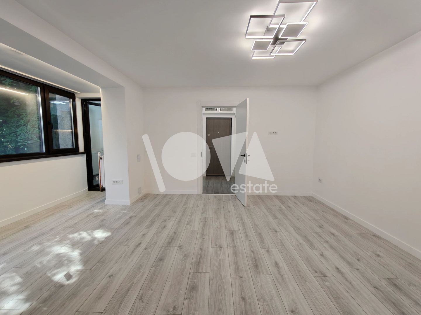 De vânzare: apartament 2 camere - renovat - Calea Plevnei - centru - Poză 9