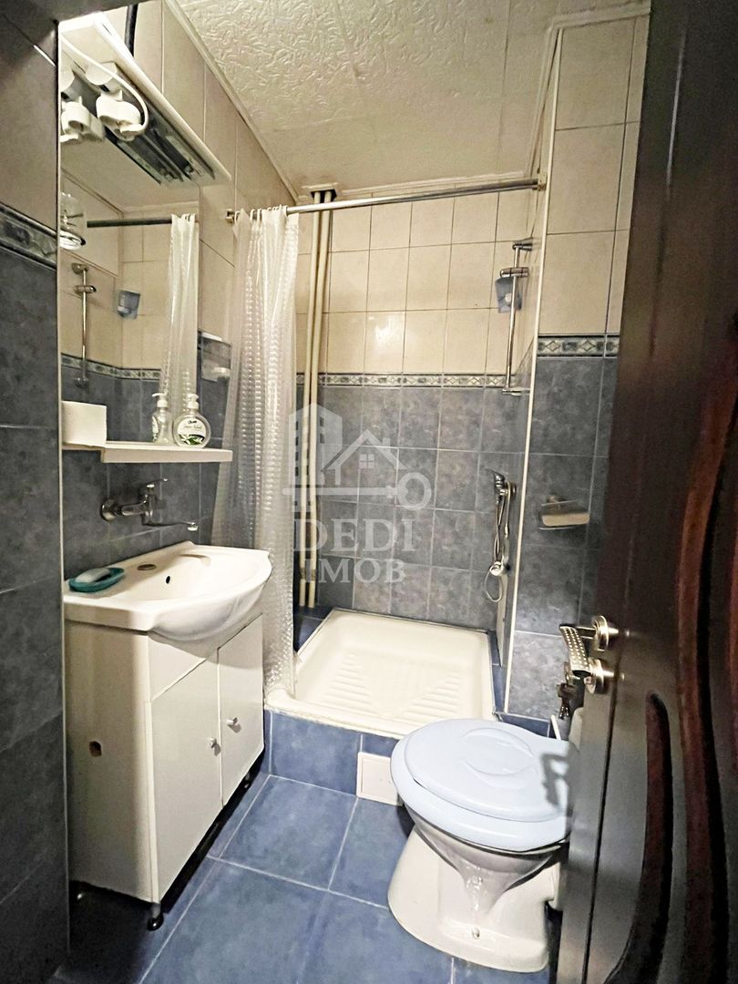 Apartament cu 4 camere de inchiriat zona Dacia, Oradea - Poză 11