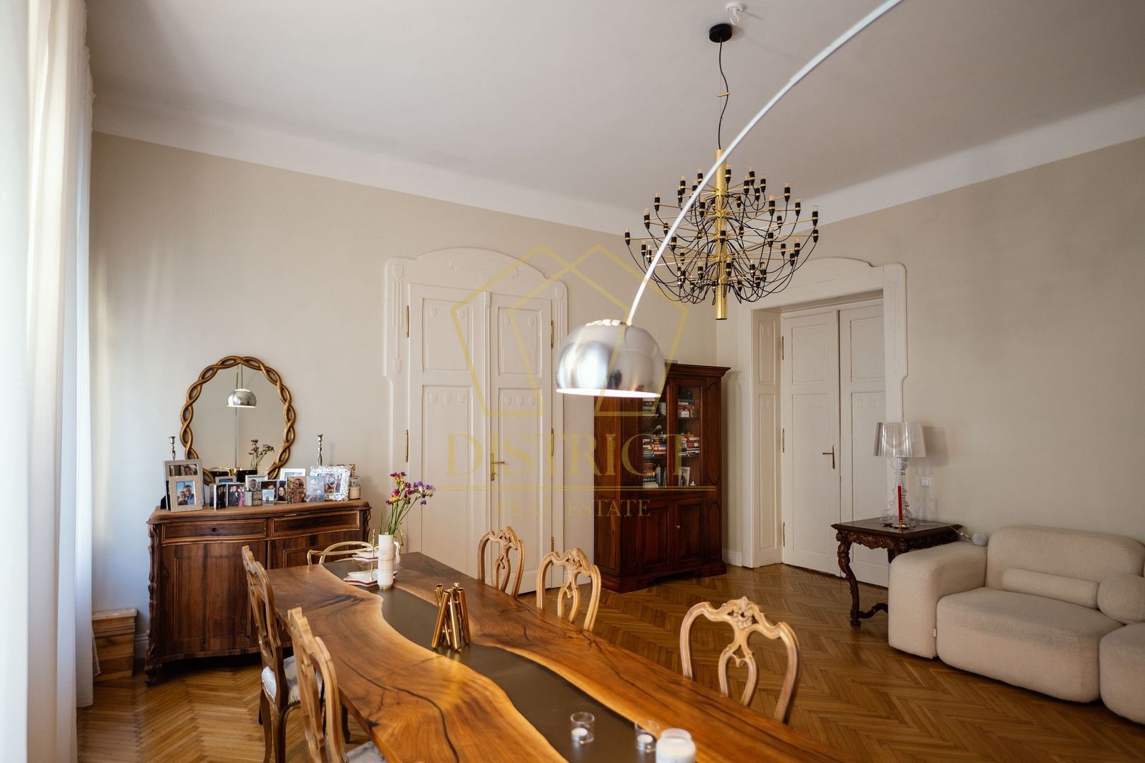 Apartament deosebit cu 2 camere, 95mp | Piata Unirii - Poză 3