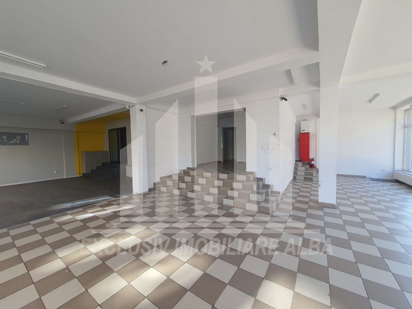 Spatiu comercial de inchiriat, Cetate - Poză 2