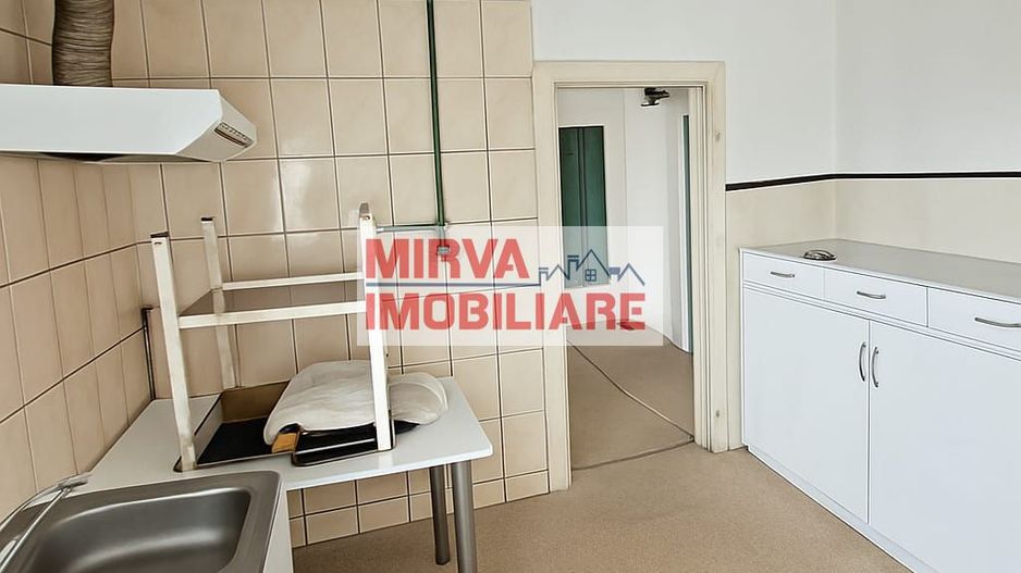 🏡 Casă interbelică cu dublu potențial – Zona Cantacuzino, Ploiești - Poză 13