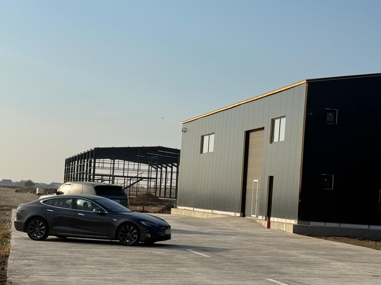 HALE METALICE I ACCES DIRECT IN CENTURA I CHITILA - Poză 5