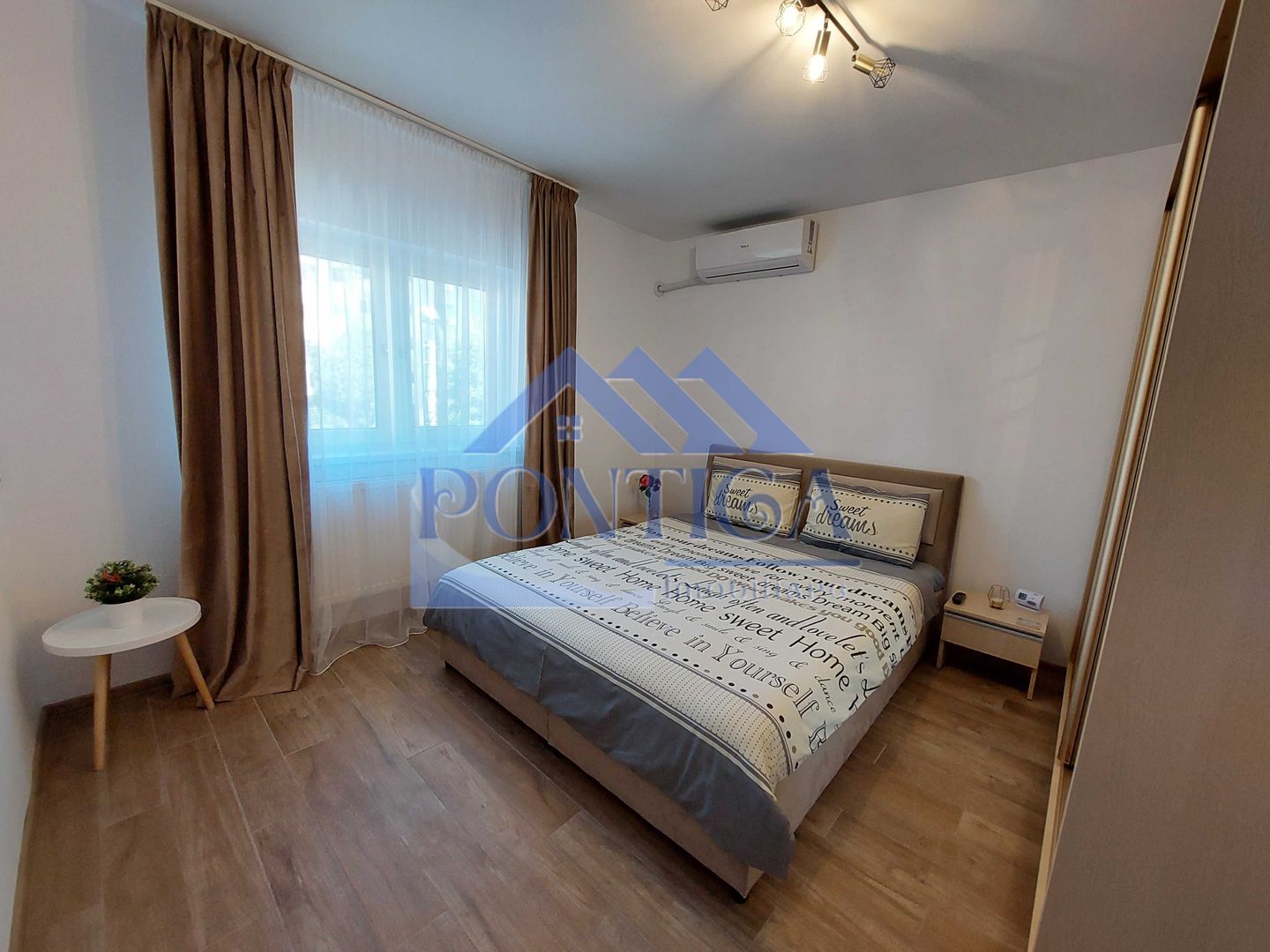 Apartament 2 camere de închiriat - zona Trocadero, Constanța - Poză 3
