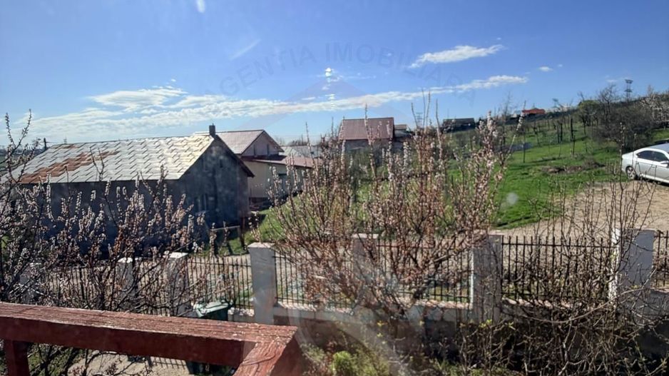 Vanzare casa P+M, Smardan( Galati ), la 2 minute de str.principala - Poză 22
