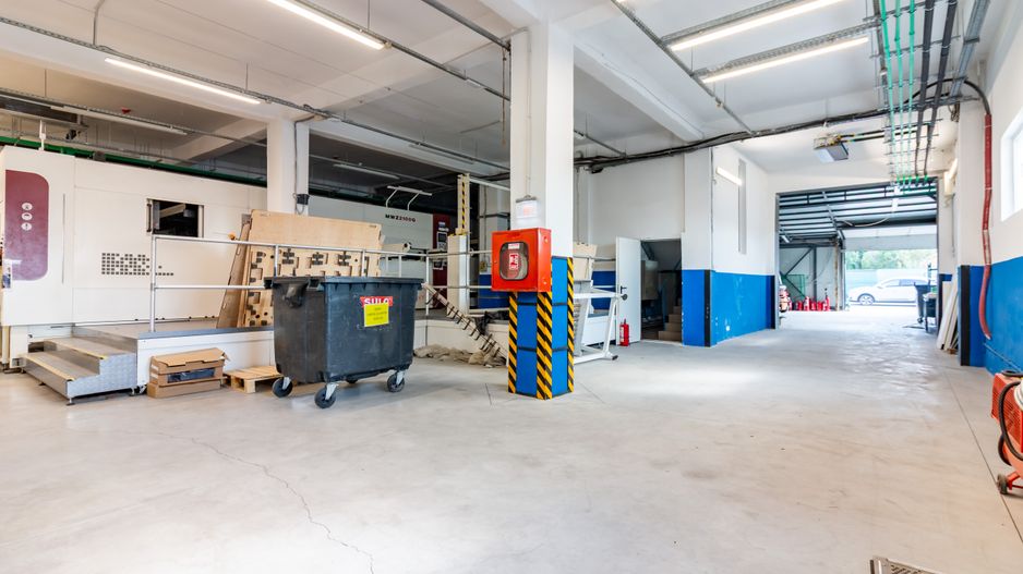 Vanzare Spațiu industrial-logistic 1550mp Centura B. Renovat 2024 ISU - Poză 15