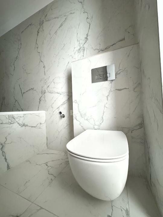 Pers fizică - Apartament de vis cu 3 camere şi vedere superba spre lac! - Poză 12