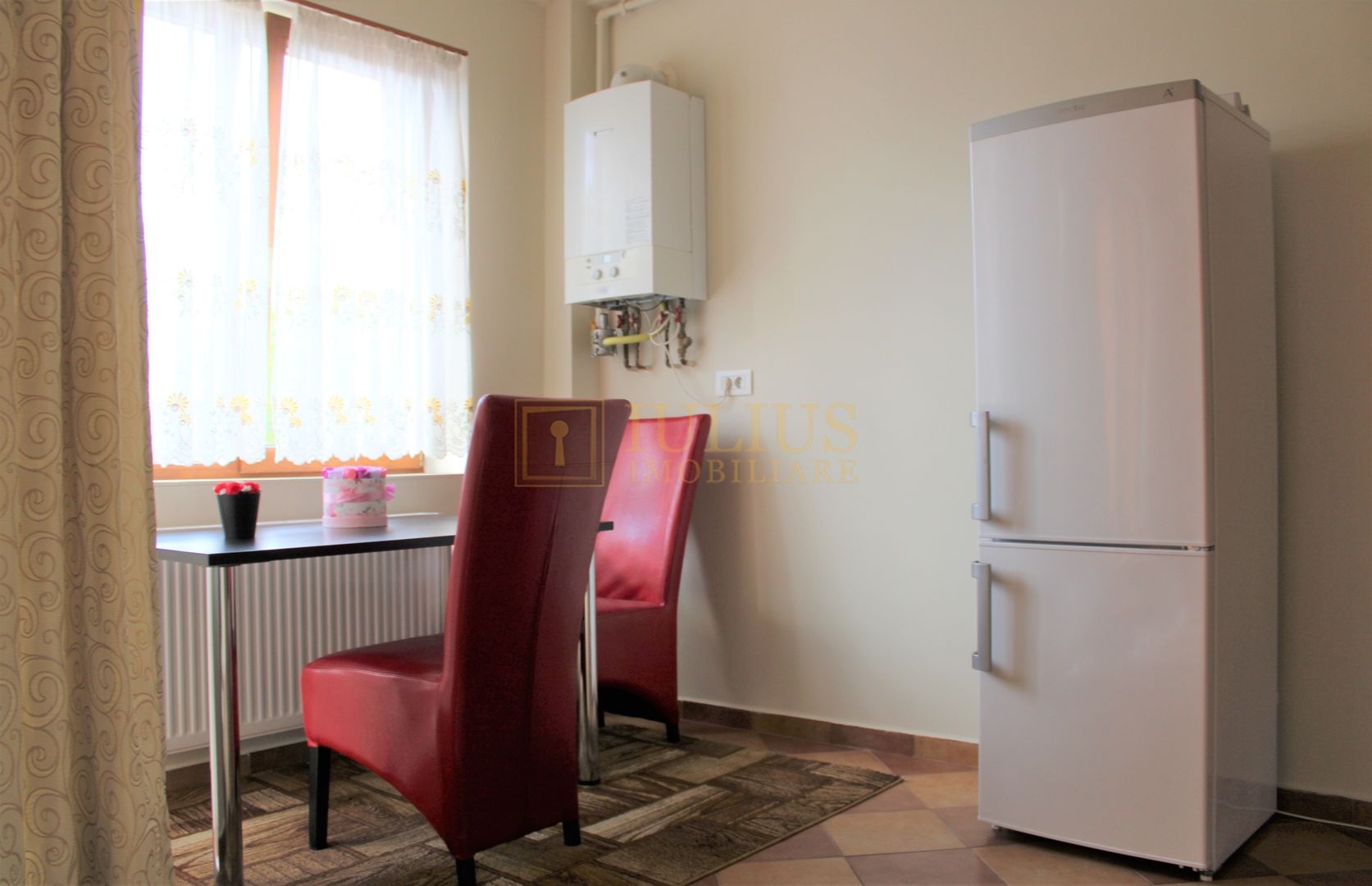 parcare privata, balcon, centrala proprie - Poză 6