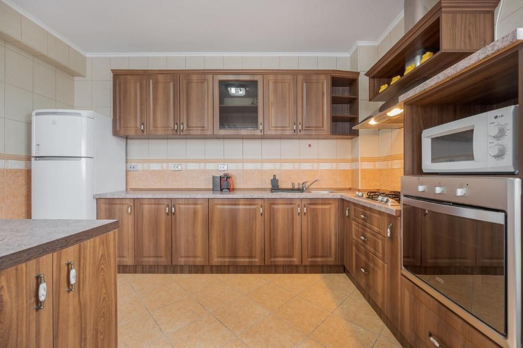 Complex turistic pe un domeniu de 5.375 mp | Sânmartin - Poză 11